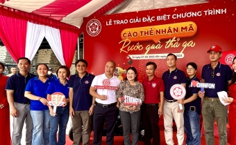 Lễ trao giải Cào thẻ nhận mã - Rước quà thả ga